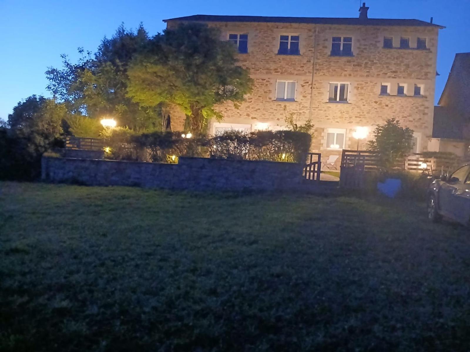 L'Aurigast Bed & Breakfast Auriac-Lagast Dış mekan fotoğraf